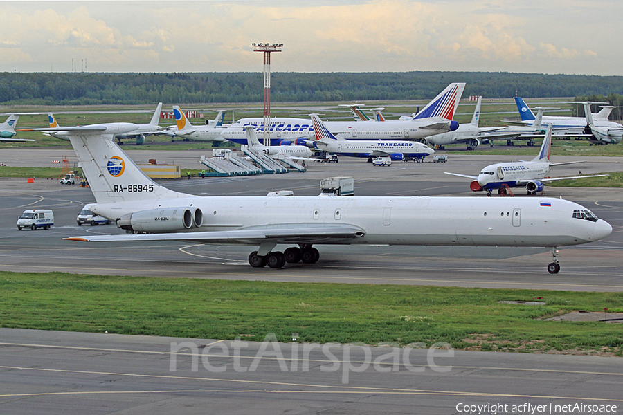 KAPO Aviakompania Ilyushin Il-62MGr (RA-86945) | Photo 389025