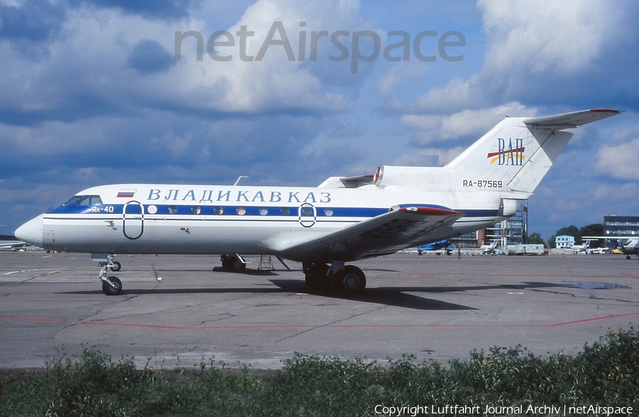 Vladikavkaz Air Enterprize Yakovlev Yak-40 (RA-87569) | Photo 400025