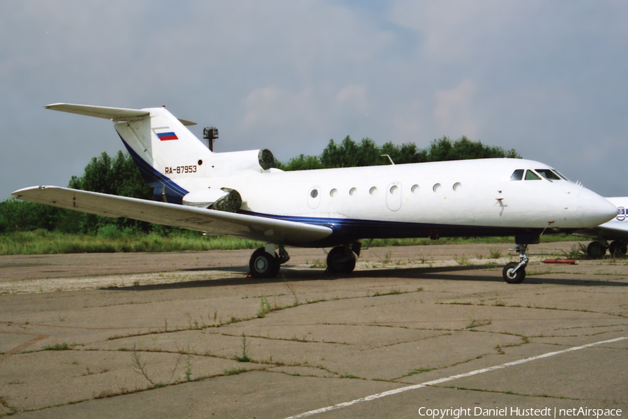 (Private) Yakovlev Yak-40K (RA-87953) | Photo 487665