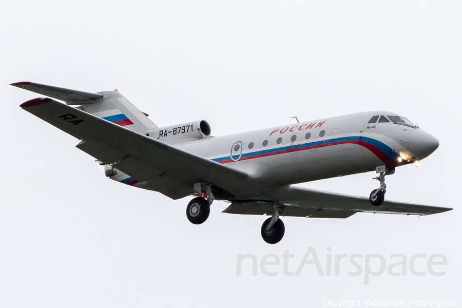 Rossiya - Russian Airlines Yakovlev Yak-40 (RA-87971) | Photo 110694