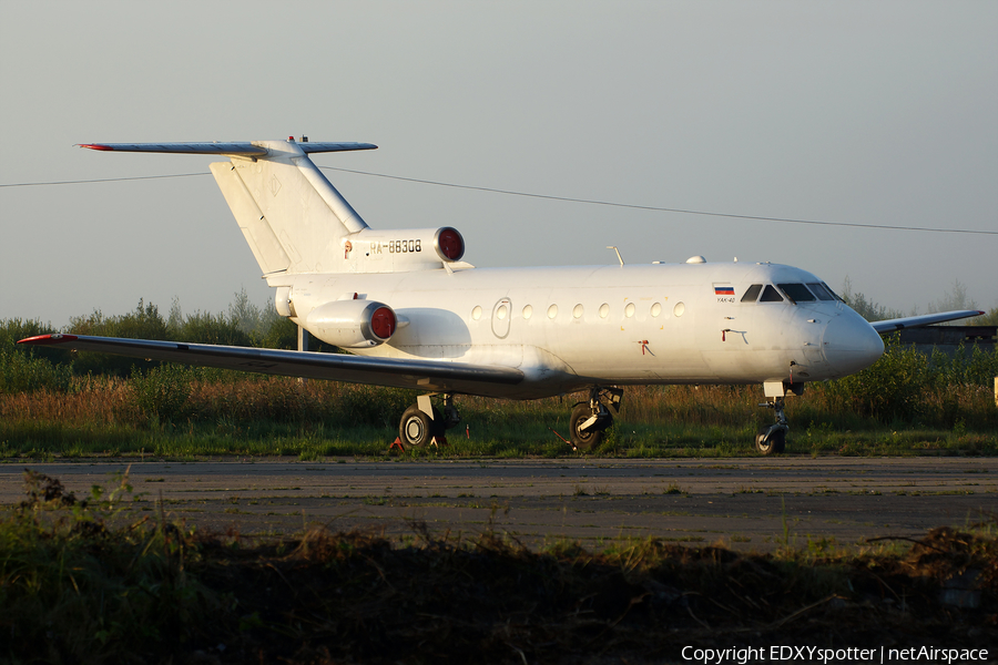 Bylina Yakovlev Yak-40 (RA-88308) | Photo 276909