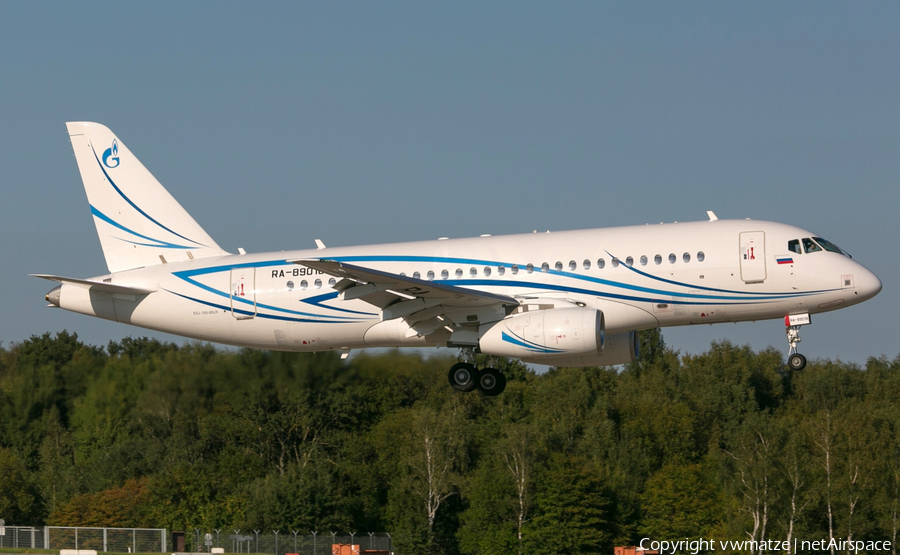 Gazpromavia Sukhoi Superjet 100-95LR (RA-89018) | Photo 137070