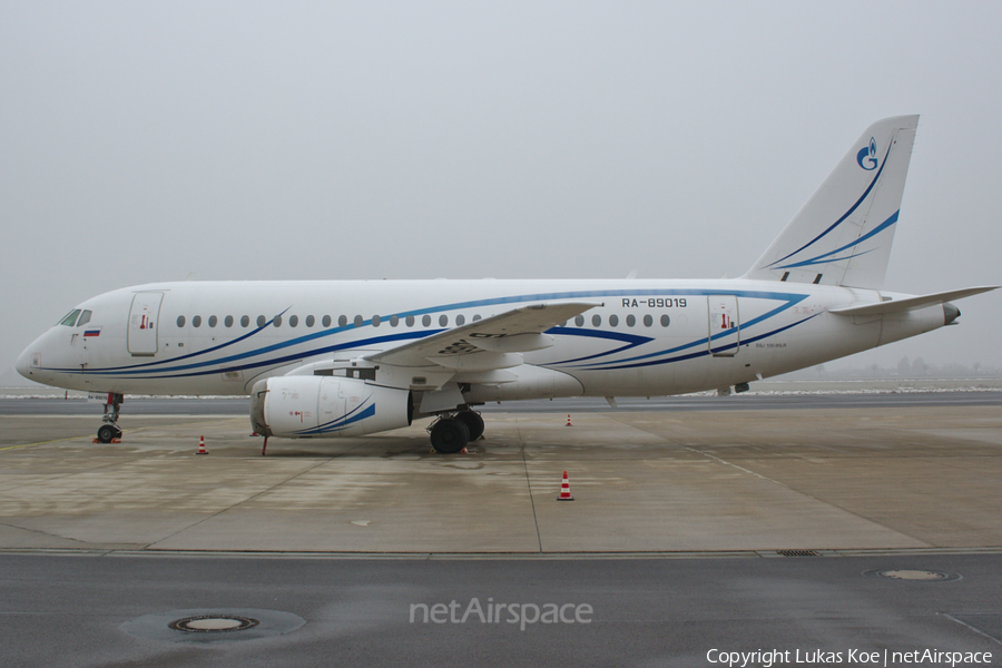 Gazpromavia Sukhoi Superjet 100-95LR (RA-89019) | Photo 141246