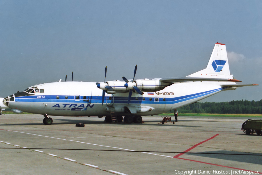 ATRAN Aviatrans Cargo Airlines Antonov An-12B (RA-93915) | Photo 492044