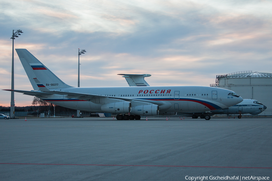 Russia - Special Flight Detachment Ilyushin Il-96-300 (RA-96017) | Photo 99351