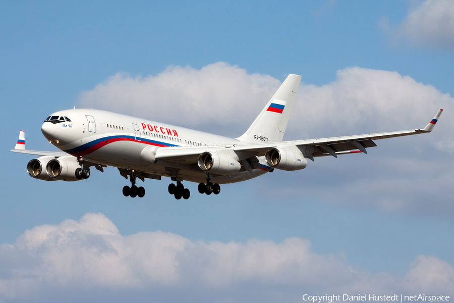 Russia - Special Flight Detachment Ilyushin Il-96-300 (RA-96017) | Photo 644632
