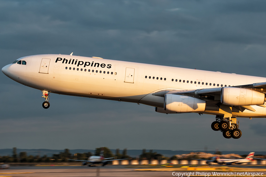 Philippine Airlines Airbus A340-313X (RP-C3438) | Photo 194153