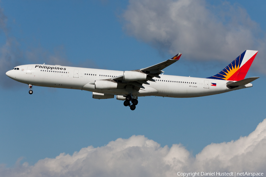 Philippine Airlines Airbus A340-313X (RP-C3439) | Photo 415302