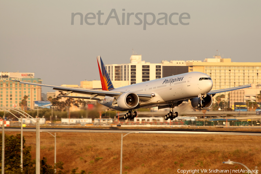 Philippine Airlines Boeing 777-3F6(ER) (RP-C7772) | Photo 77783