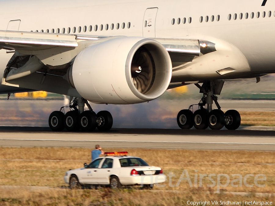 Philippine Airlines Boeing 777-3F6(ER) (RP-C7775) | Photo 77210