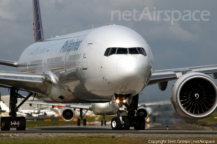 Philippine Airlines Boeing 777-36N(ER) (RP-C7776) | Photo 20578