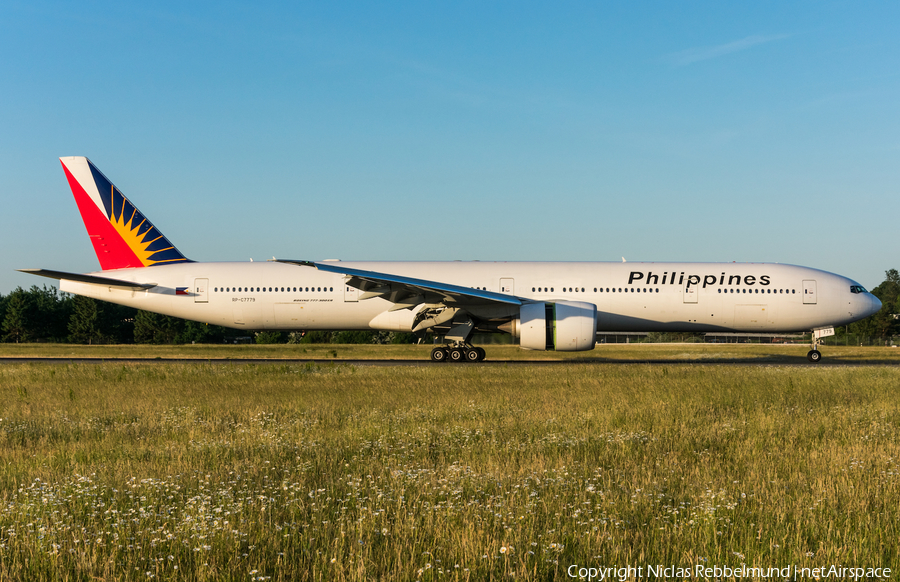 Philippine Airlines Boeing 777-3F6(ER) (RP-C7779) | Photo 246866