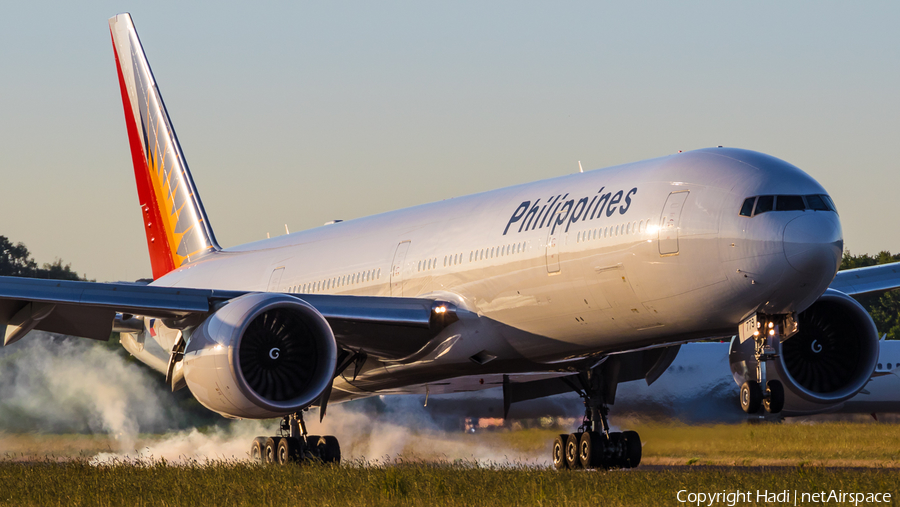 Philippine Airlines Boeing 777-3F6(ER) (RP-C7779) | Photo 246873