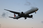 Philippine Airlines Boeing 777-3F6(ER) (RP-C7779) at  Los Angeles - International, United States