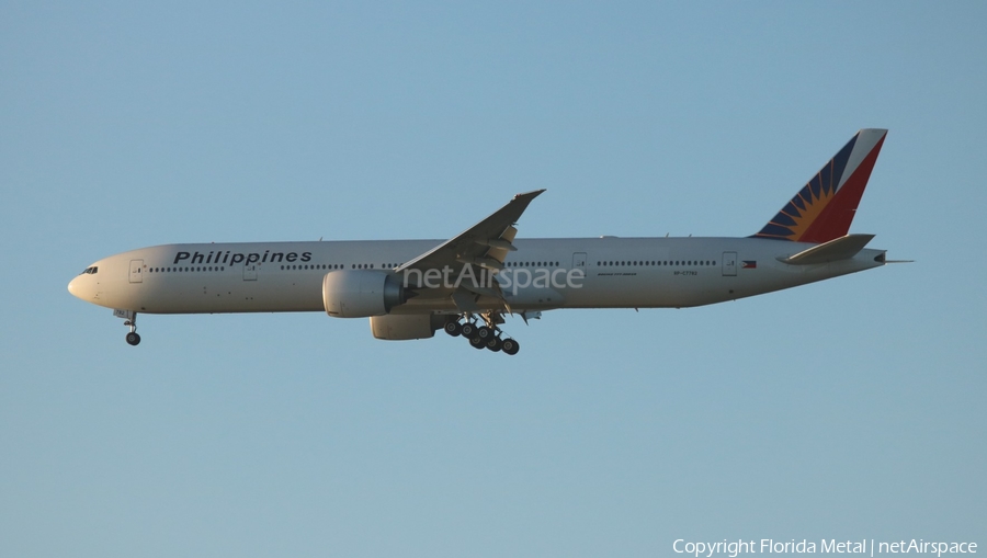 Philippine Airlines Boeing 777-3F6(ER) (RP-C7782) | Photo 407903