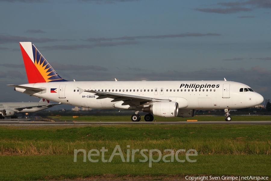 Philippine Airlines Airbus A320-214 (RP-C8609) | Photo 16387