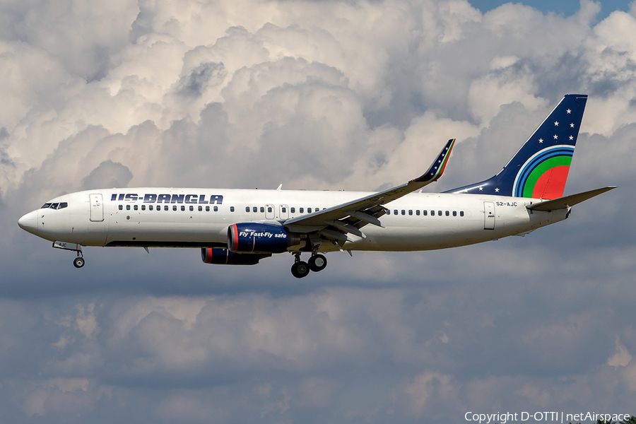US-Bangla Airlines Boeing 737-8Q8 (S2-AJC) | Photo 284601