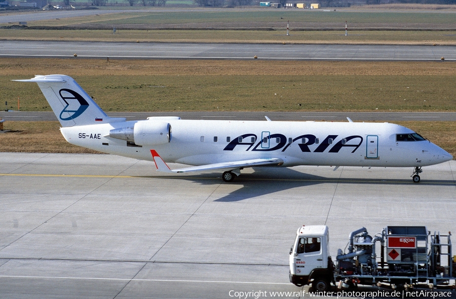 Adria Airways Bombardier CRJ-200LR (S5-AAE) | Photo 436334