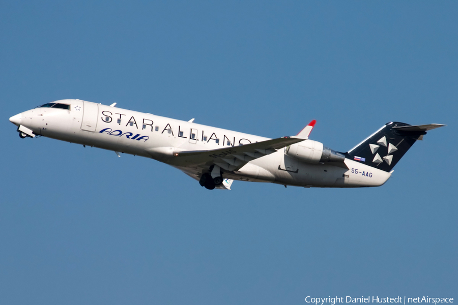 Adria Airways Bombardier CRJ-200LR (S5-AAG) | Photo 614023