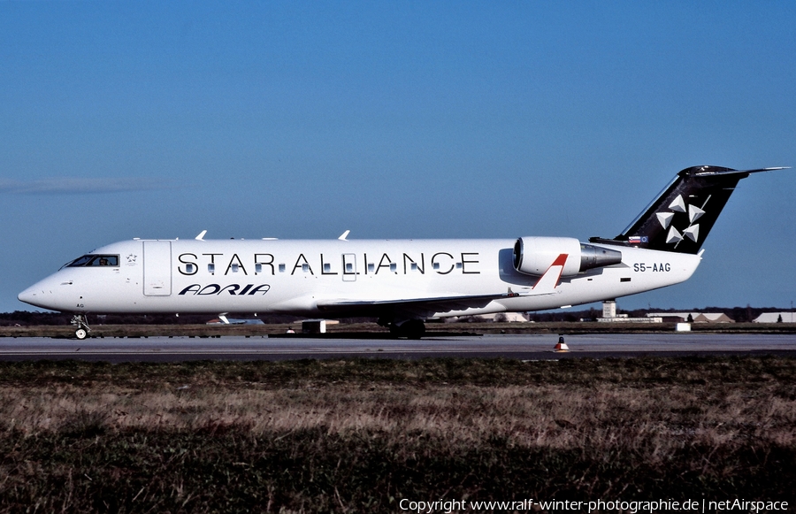 Adria Airways Bombardier CRJ-200LR (S5-AAG) | Photo 466034