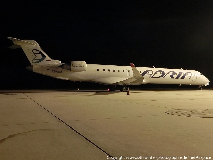 Adria Airways Bombardier CRJ-900LR (S5-AAK) | Photo 367128