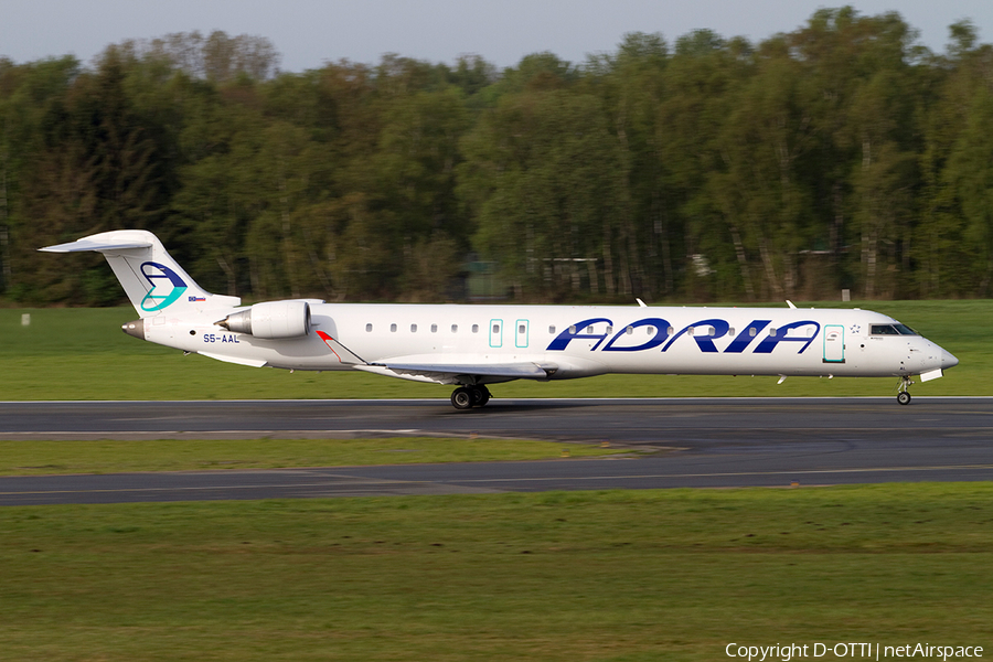 Adria Airways Bombardier CRJ-900LR (S5-AAL) | Photo 140594