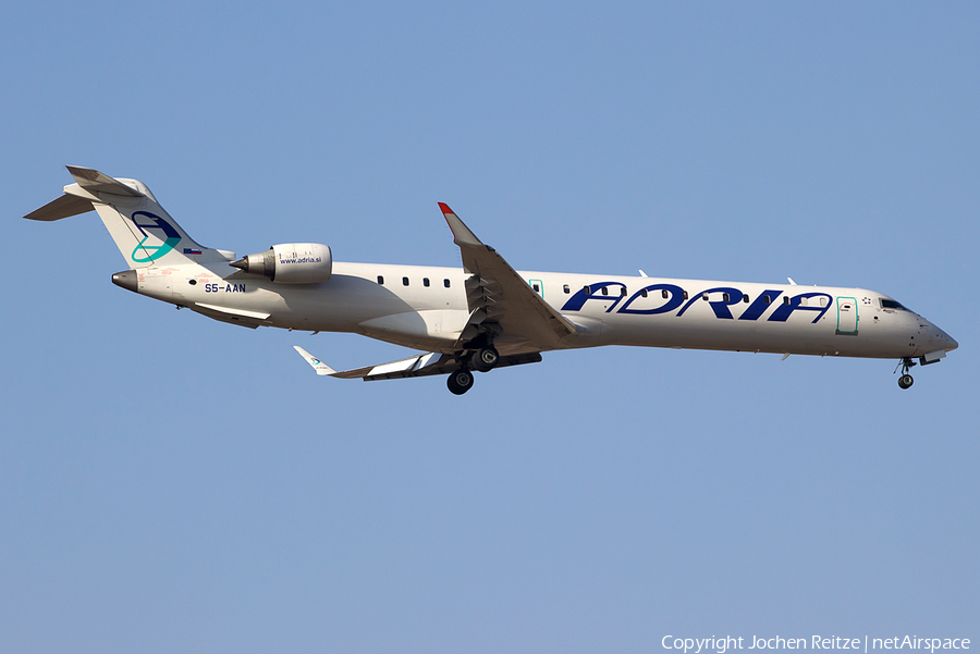 Adria Airways Bombardier CRJ-900LR (S5-AAN) | Photo 45346