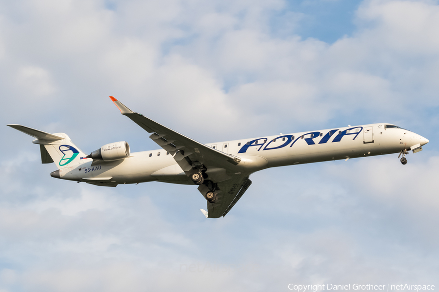Adria Airways Bombardier CRJ-900LR (S5-AAU) | Photo 115844