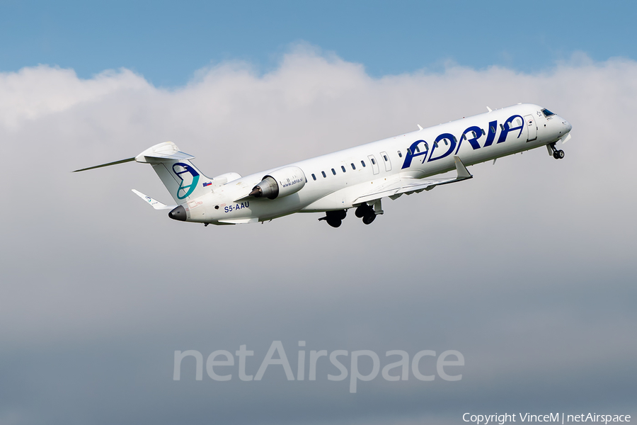 Adria Airways Bombardier CRJ-900LR (S5-AAU) | Photo 295469