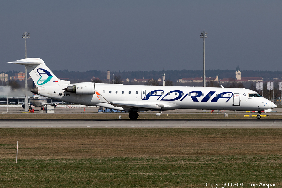 Adria Airways Bombardier CRJ-701 (S5-AAW) | Photo 152875