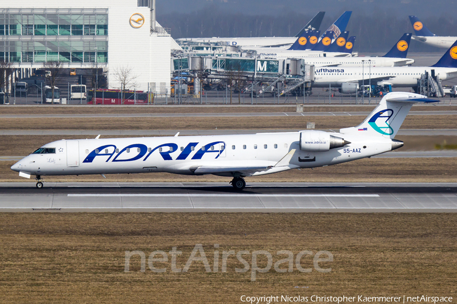 Adria Airways Bombardier CRJ-701ER (S5-AAZ) | Photo 161157