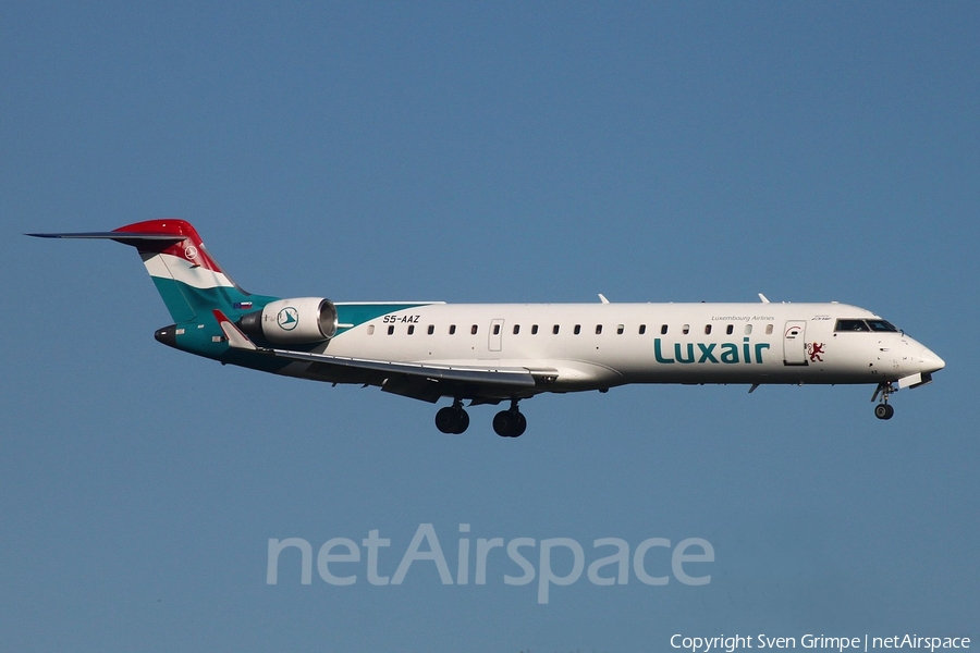 Luxair (Adria Airways) Bombardier CRJ-701ER (S5-AAZ) | Photo 247757