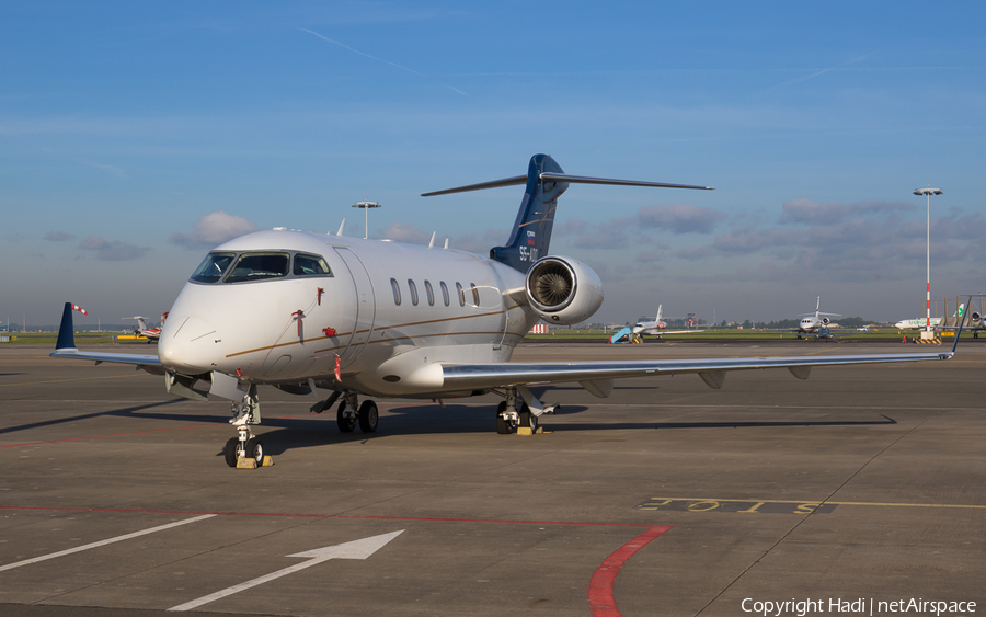 Elit'Avia Bombardier BD-100-1A10 Challenger 300 (S5-ADO) | Photo 125349