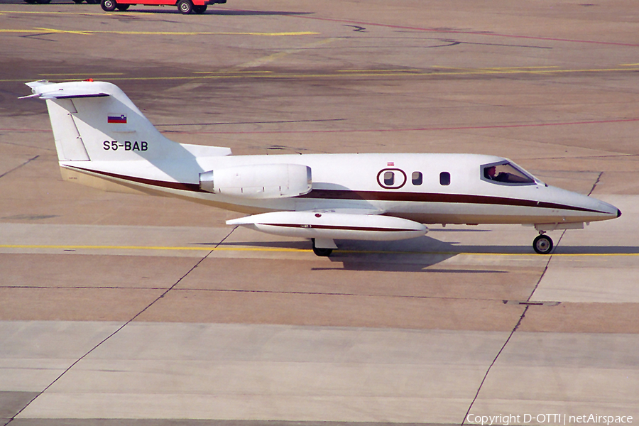 Slovenian Government Learjet 24D (S5-BAB) | Photo 141277