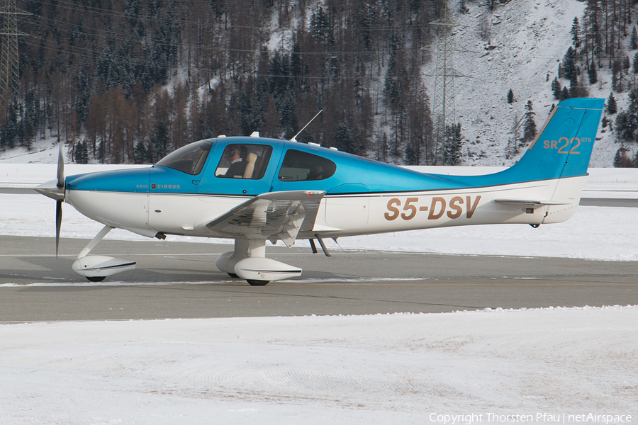 (Private) Cirrus SR22 G3 GTS (S5-DSV) | Photo 64164