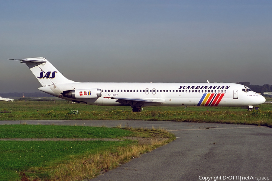 SAS - Scandinavian Airlines McDonnell Douglas DC-9-41 (SE-DDT) | Photo 284324