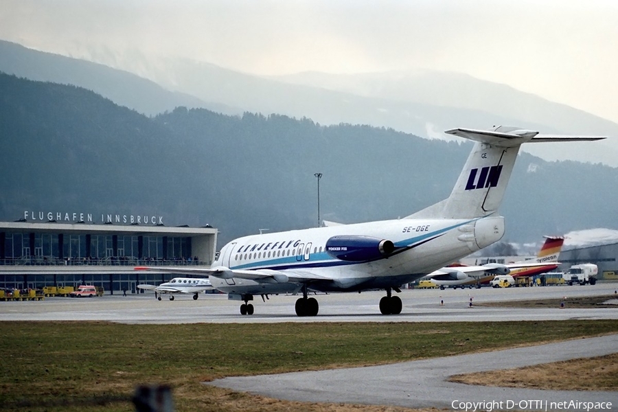 Linjeflyg Fokker F28-4000 Fellowship (SE-DGE) | Photo 210288