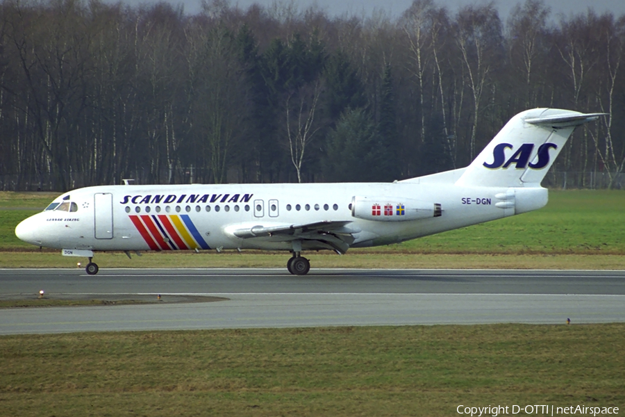 SAS - Scandinavian Airlines Fokker F28-4000 Fellowship (SE-DGN) | Photo 385518