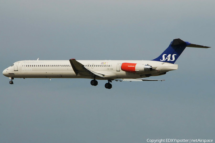 SAS - Scandinavian Airlines McDonnell Douglas MD-82 (SE-DIN) | Photo 280062