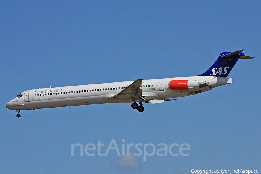 SAS - Scandinavian Airlines McDonnell Douglas MD-82 (SE-DIN) | Photo 167147