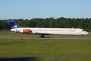 SAS - Scandinavian Airlines McDonnell Douglas MD-82 (SE-DIN) at  Hamburg - Fuhlsbuettel (Helmut Schmidt), Germany