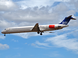 SAS - Scandinavian Airlines McDonnell Douglas MD-82 (SE-DIS) at  London - Heathrow, United Kingdom