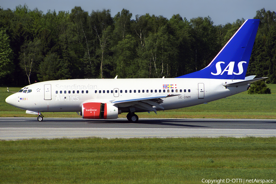 SAS - Scandinavian Airlines Boeing 737-683 (SE-DNM) | Photo 406057