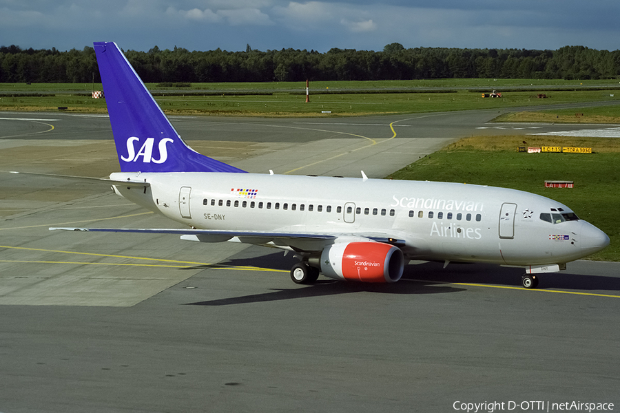 SAS - Scandinavian Airlines Boeing 737-683 (SE-DNY) | Photo 436329