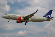 SAS - Scandinavian Airlines Airbus A320-251N (SE-DOX) at  London - Heathrow, United Kingdom