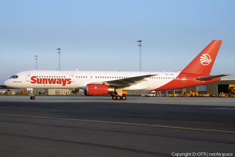 Sunways Airlines Boeing 757-236 (SE-DSK) | Photo 155068