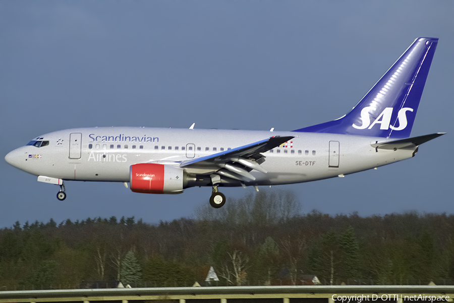 SAS - Scandinavian Airlines Boeing 737-683 (SE-DTF) | Photo 443004