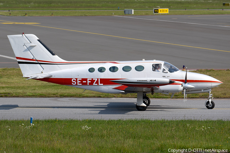 (Private) Cessna 414 Chancellor (SE-FZL) | Photo 326076