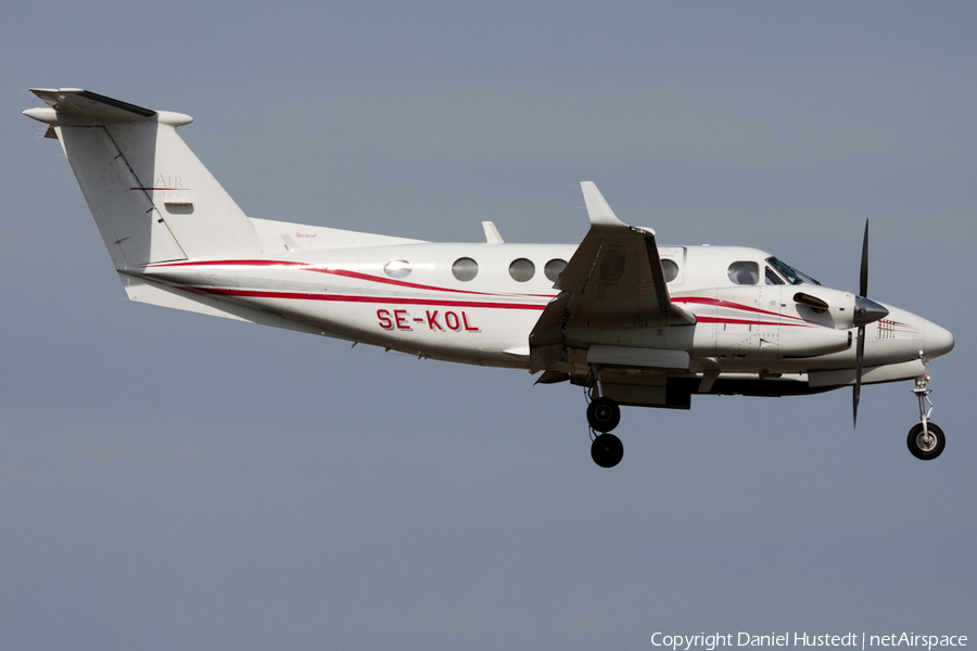 Hummingbird Aviation Services Beech King Air B300 (SE-KOL) | Photo 529301