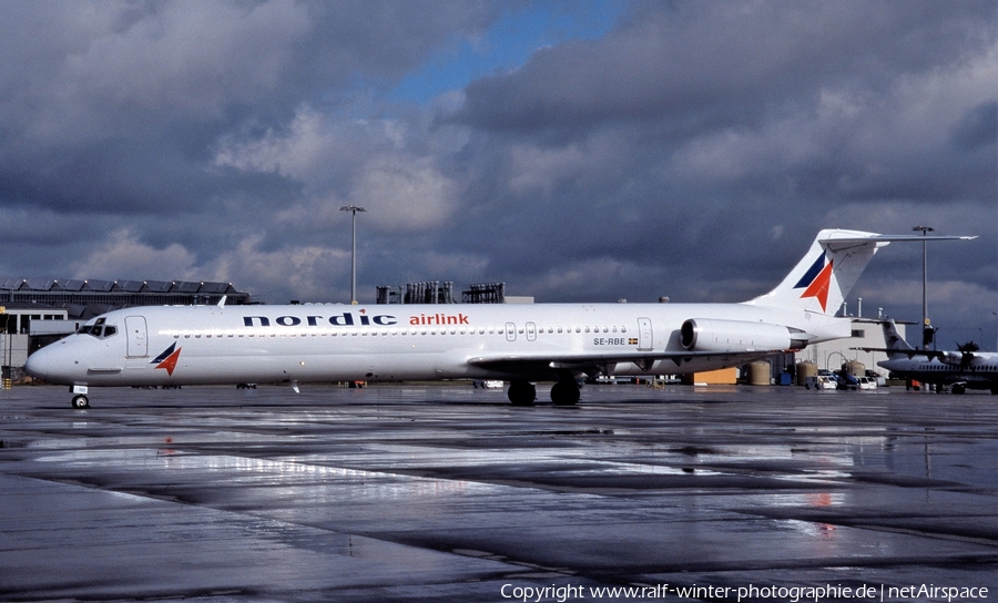 Nordic Airlink McDonnell Douglas MD-82 (SE-RBE) | Photo 447425